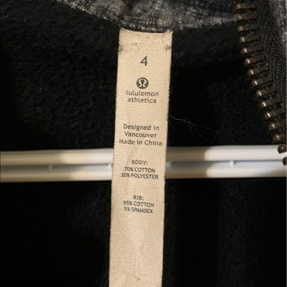 Lululemon Scuba Hoodie! - Picture 3 of 4